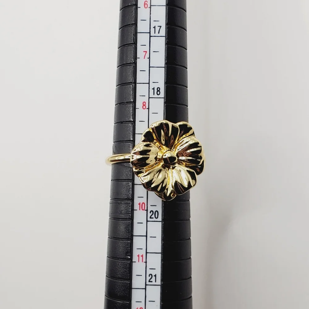 Yellow Gold Plated 3d Sculpted Floral Flower Statement Ring